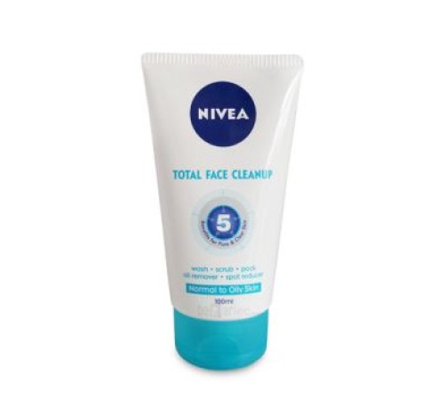 Nivea Total Face Cleanup 100Ml